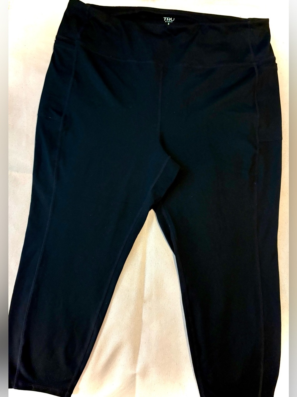 Torrid TRU Black Cropped Active Side Pocket Leggings Size 3 - Set of 2!